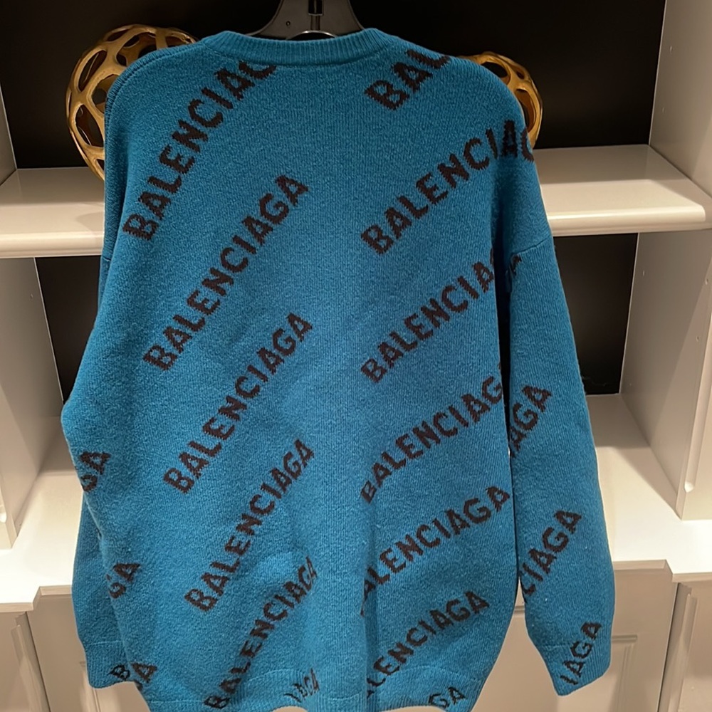 NWOT Balenciaga unisex sweater size medium.  Teal and black. - Picture 4 of 6